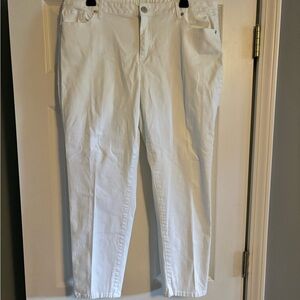 Crown & Ivy White Skinny Jeans